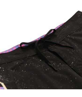 T&C Surf Designs STAY STOKED 19’’ Boardshorts Black Venez découvrir notre 