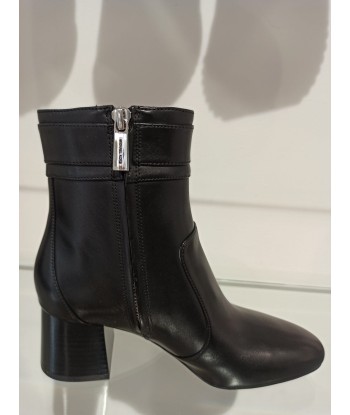 michael kors bottines  noires  talon carré la colonne vertébrale