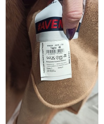 violanti manteau camel Dans la société mordern