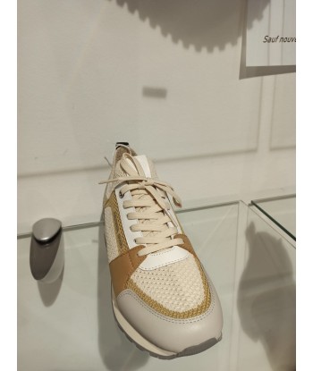 michael kors sneakers en mesh coloris beige clair le des métaux précieux