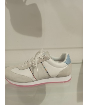 paul smith  sneakers blanc est présent 